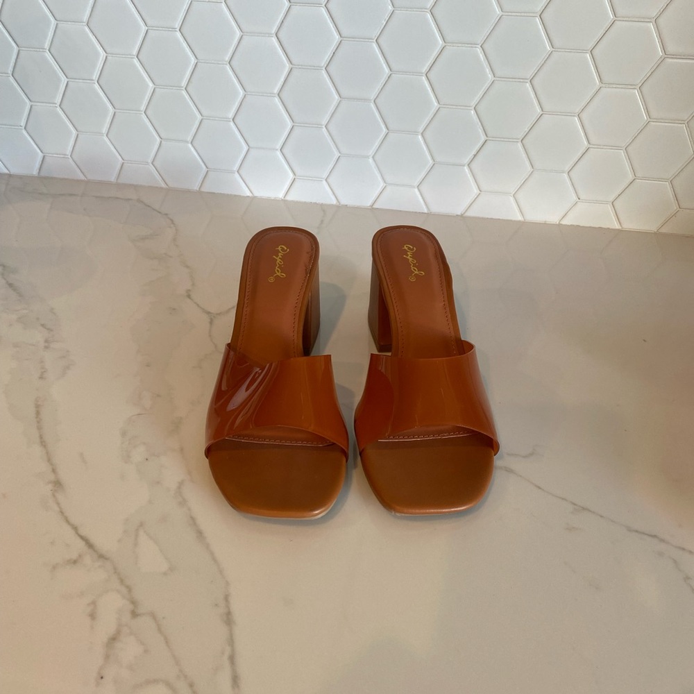 NIB Quipid Katen Transparent Open Toe Cognac Block Heel Sandal - Picture 4 of 16